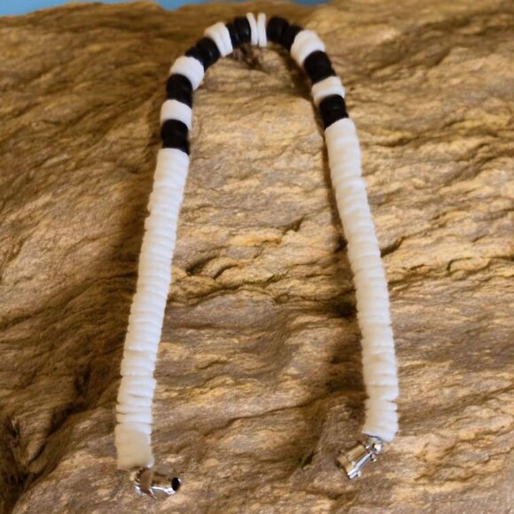 Necklace/Bracelet Puka Shells - Picture 6 of 13